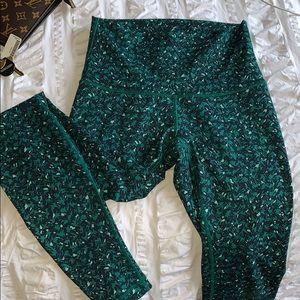 Lululemon leggings